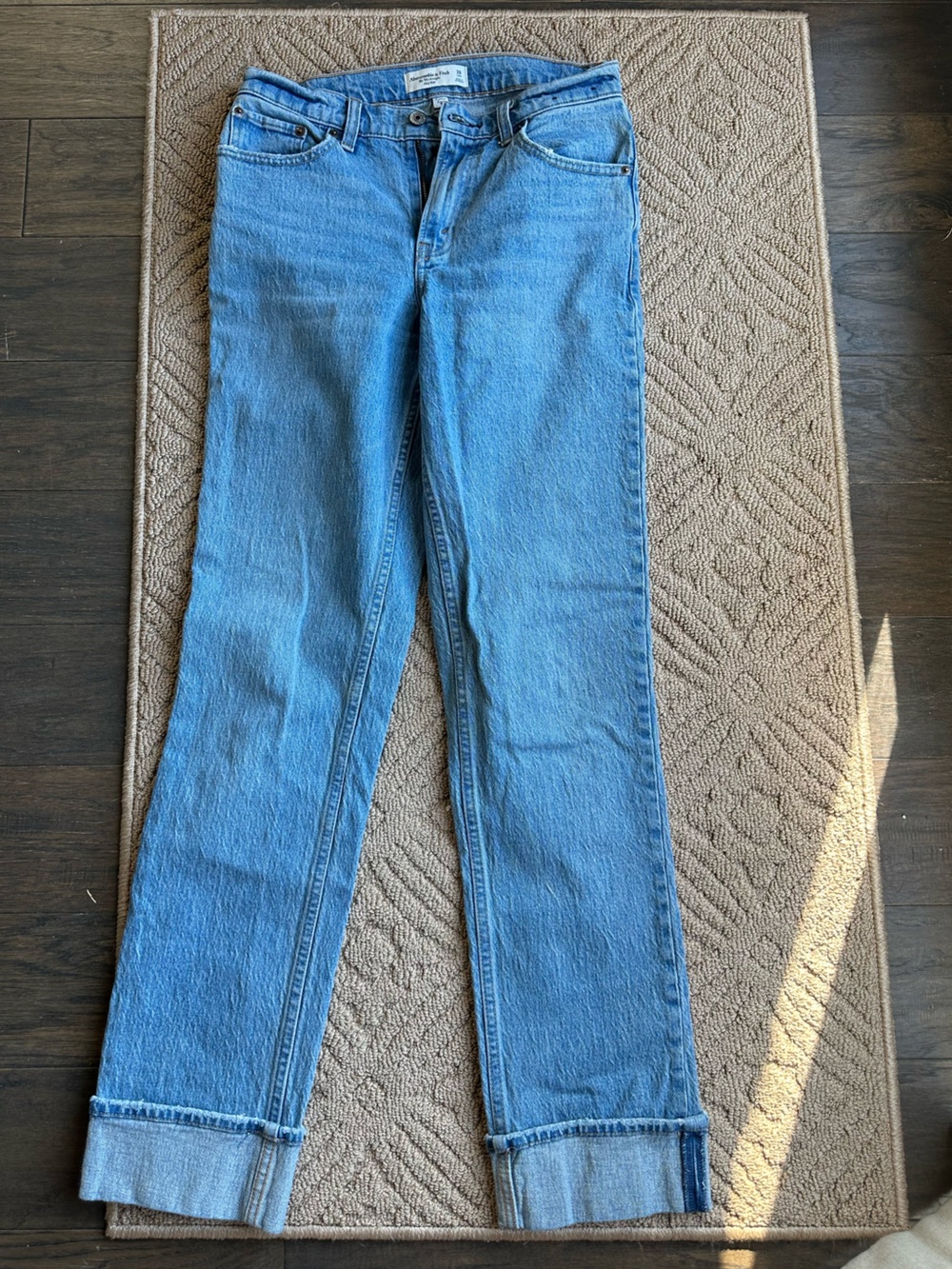 Abercrombie & Fitch Curve Love 90s Straight Jeans size 26L
